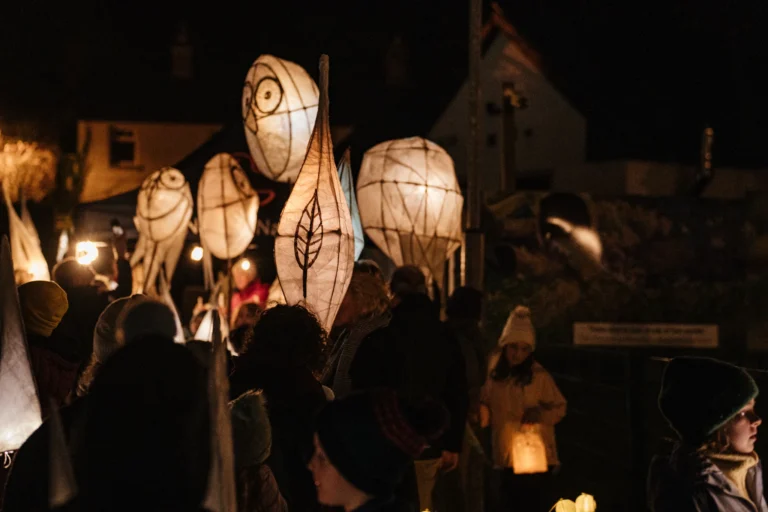 Lantern Walk & Kila Concert (5)_compressed